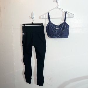 Fabletics Blue Floral Sports Bra & Black Leggings Bundle Set - Size Small